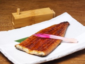 If you want to eat eel in Shinjuku.　Shinjuku HATAGO is recommended.